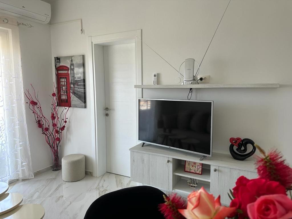 Villa Holiday Apartments بار المظهر الخارجي الصورة
